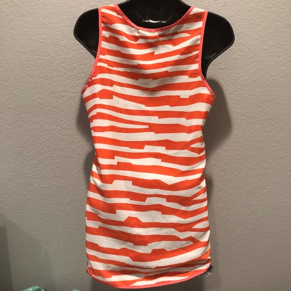 SOLD! Sleeveless Coral and White Tank - Picture 2 of 5